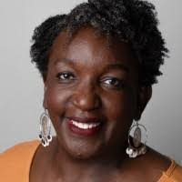 Lisa Rainey's Instagram, Twitter & Facebook