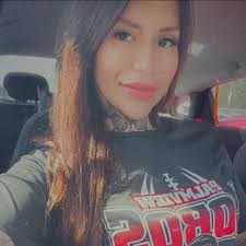 who offers living room sets with financing options?