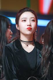 Pin De Maeanne Lintag Em From Reddit Seulgi Red Velvet Celebridades