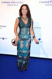 Vor fünf jahren hatte sie ihr geldproblem öffentlich gemacht. Gitta Saxx Cinema For Peace Gala At The 69 Berlinale 02 11 2019 Celebmafia