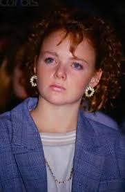 Paul & Linda appear in a cameo with Father Guido Sarducci (from London)