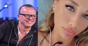 Floriana non ha tattoo visibili sul suo corpo. Gigi D Alessio Tutto Sul Suo Nuovo Amore Molto Giovane Era Una Sua Fan