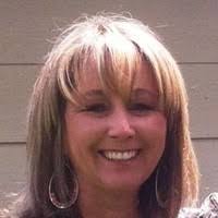 Dawn Fennell's Instagram, Twitter & Facebook