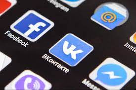 Роскомнадзор создаст комиссию для защиты детей от вредного контента
