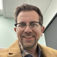 90+ Profile mit dem Suchbegriff „Findlay“