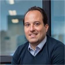 Muita satisfação em fazer parte desse time. Que sejam 18 meses de muitos  aprendizados e desafios! Programa Trainee do Conglomerado Alfa 2019.