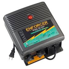 Two fastloc terminals recessed in top. Enforcer De6400 110v Electric Fence Energizer Pbs Animal Health