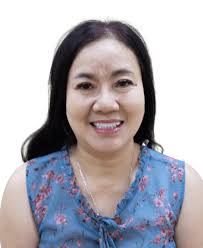 Cô Phùng Thanh Thuỷ: “Nếu biết bọc răng sứ xong đẹp và ăn nhai thoải mái  như thế này, cô đã làm từ lâu”