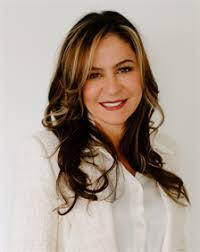 Lisa Enright's Instagram, Twitter & Facebook