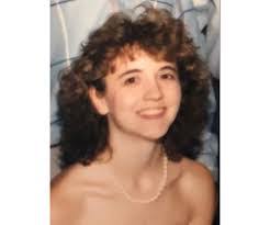 Elizabeth Gale's Instagram, Twitter & Facebook