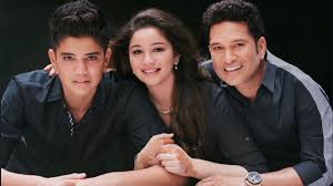 Let's check, how rich is sara tendulkar in 2020? Sachin Tendulkar Replies To Daughter Sara S Heartwarming Post On Instagram