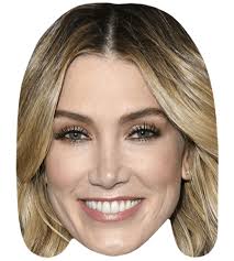 It was when i kept hearing this song on the radio in england that i was introduced to delta goodrem's unique voice and inspirational songs. Delta Goodrem Smile Maske Aus Karton Celebrity Cutouts