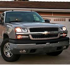 03 05 chevy silverado 03 06 avalanche upper hood grille insert x2 rivet style black spec d tuning