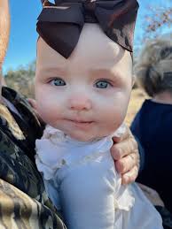 I did a terrible job of taking pictures this Thanksgiving 🍁 but we have so  much to be thankful for. Langley got to meet the rest of our South Al  family and