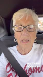 Granny goes to her first OU Football game 🏈🙌🏻 #boomersooner #firstgame  #collegefootball