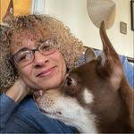 Gillian Callender's Instagram, Twitter & Facebook