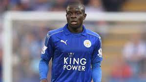 N'golo kanté (parís, francia, 29 de marzo de 1991) es un futbolista francés de ascendencia maliense que se desempeña en la posición de mediocampista y su actual equipo es el chelsea fc de inglaterra. Chelsea Complete Signing Of N Golo Kante From Leicester City On 5 Year Contract 90min