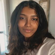 Judith Grace's Instagram, Twitter & Facebook