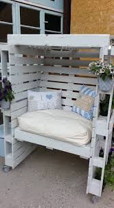Pin By Sarina Rademacher On Ideen Fur Spater Paletten Garten Palettenmobel Mobel Aus Paletten
