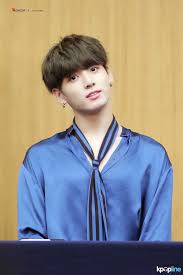 Nhin Cac Idol Nay Mới Thấy Tuổi Tac Khong Phải Vấn đề Cứ đẹp Trai Thi La Oppa Hết Sharetin Net Kenh Chia Sẻ Tin Tức Tổng Nhom Nhạc Bts