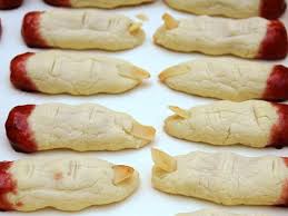 Doigts De Sorcieres Recette Doigt De Sorciere Idee Repas Halloween Repas Halloween Apero