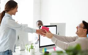 Geschenk Zum Geburtstag Des Kollegen Achtung