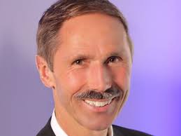 Drei Dekane ernannt, einer bestätigt