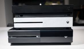 Xbox One X Protiv Xbox One S Protiv Xbox One Sravnivaem Konsoli I Ih Harakteristiki