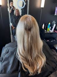 Blonde Specialist...