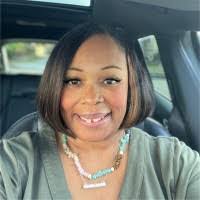 Shannon Haley's Instagram, Twitter & Facebook