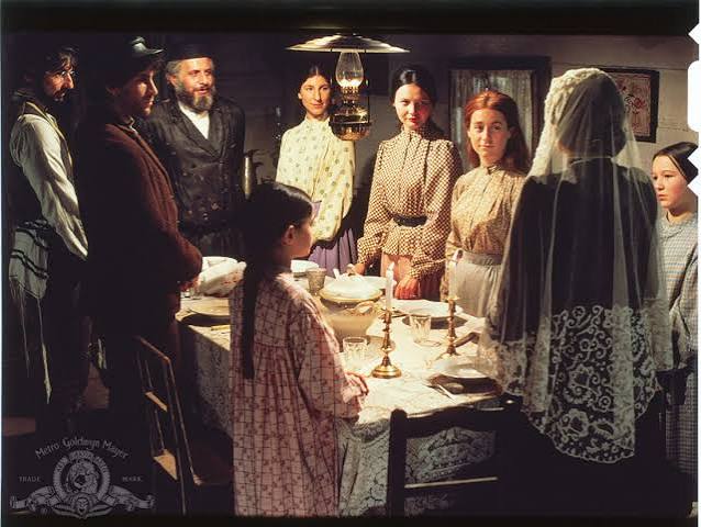 Fiddler on the Roof (1971) • Movie Reviews • Visual Parables