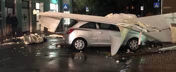 Frane e allagamenti nella regione del nord ovest. Maltempo In Tutta Italia Sette Vittime Nel Lazio A Savona In Veneto A Bolzano E A Napoli La Repubblica
