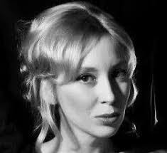 Amanda Schaad's Instagram, Twitter & Facebook