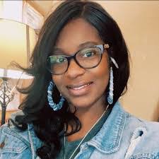 Buffie Price's Instagram, Twitter & Facebook