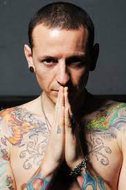 Was chester bennington gay