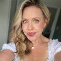 Frances Vick's Instagram, Twitter & Facebook