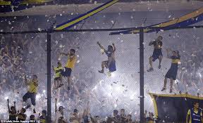 Encontramos 20 resultados afirman que el pollo la está pasando mal cuando debe transmitir desde uno de los templos del fútbol argentino. Boca Juniors Fans Light Up La Bombonera To Host Fierce Rivals River Plate In Cup Clash Daily Mail Online