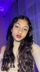 Beatriz Spencer 🤎 (@_whoisbeaaaaa)