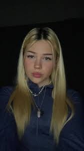 Marcy Blair's Instagram, Twitter & Facebook