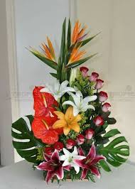 Bird Of Paradise Bouquet Care Pin By Mallory Mixon On Arreglos Florales Tropical Floral Arrangements Tropical Flower Arrangements Large Flower Arrangements