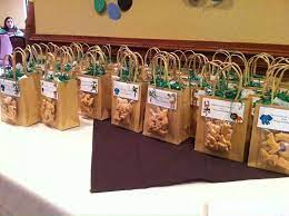 Pin By Tammir Allen On Baby Safari Baby Shower Favors Baby Shower Favors Diy Baby Boy Shower Themes Jungle Safari