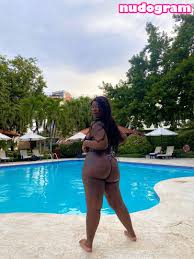 elleblack  https:  yanni maj  yanni.maj Nude Leaks OnlyFans Photo 11 -  Nudogram v2.1