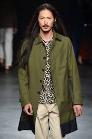 Trendy hairstyles do come and go and for the past 2 years, 90's trends are co. 13 Different Looks To Amp Up Straight Asian Hair Types
