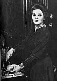 Przez ponad 30 lat była aktorką teatru polskiego w warszawie, występowała też na deskach teatru narodowego. The Little Foxes Tallulah Bankhead A Passionate Life