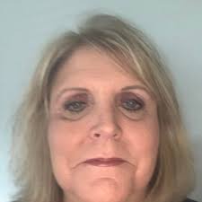 Robyn McCracken (@robyn_mccracken)