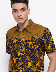 Ini Lho Model Baju Batik Pria Yang Sering Saya Pilih Alimuakhir Com Untuk momen spesial tersebut, keempatnya tampil tak kalah mencuri perhatian, gaya seru iriana jokowi yang kekinian. ini lho model baju batik pria yang