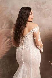 The average american woman is plus sized. Plus Size Wedding Dress Lillian West
