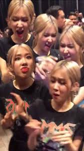 Blackpink Funny Wallpaper Blackpink Reborn 2020 From the story blackpink memes ii by chuwiechoko with 4,333 reads. blackpink funny wallpaper blackpink