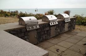 Our line of pre fabricated outdoor kitchens are thoughtfully designed to offer an outdoor cooking solution for virtually every outdoor living space. Outdoor Kitchen Grill Tops