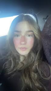 Melissa Gulden's Instagram, Twitter & Facebook